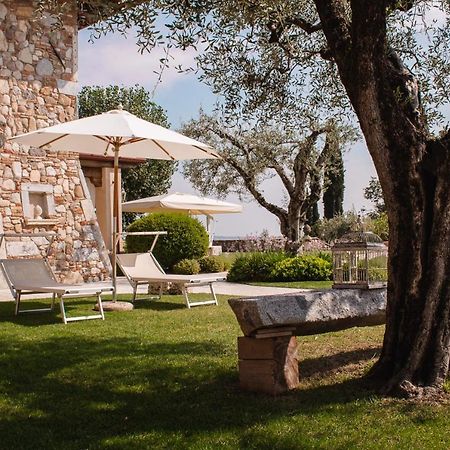 Villa Mario Resort Salo Exterior photo