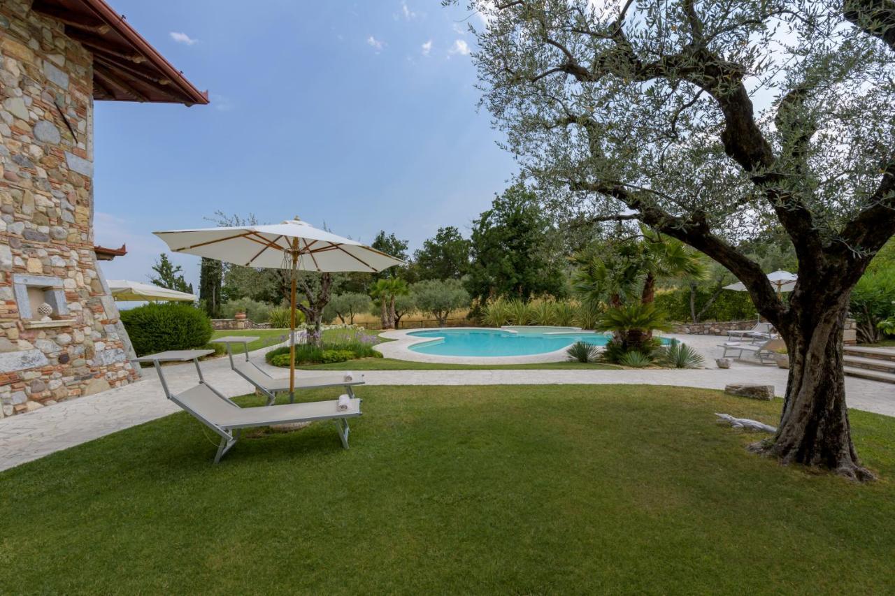 Villa Mario Resort Salo Exterior photo