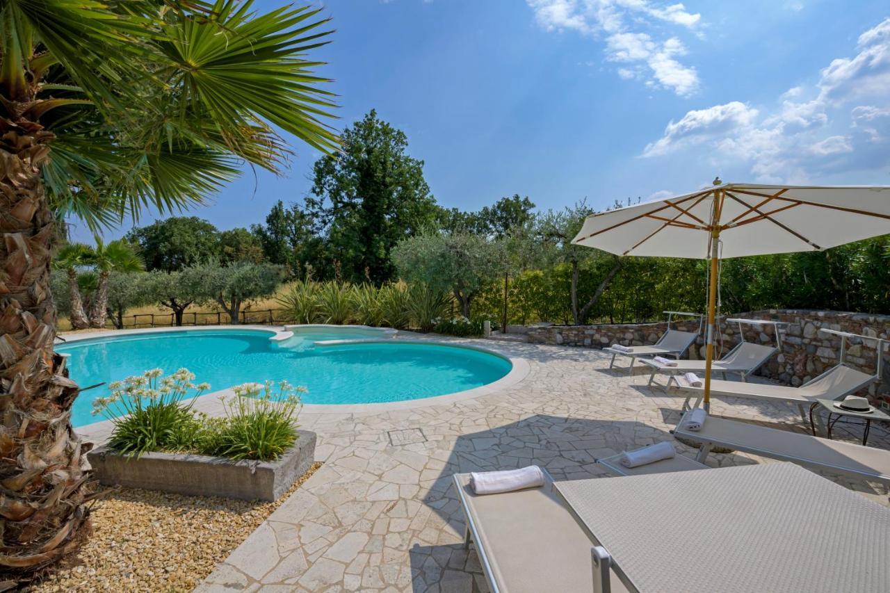 Villa Mario Resort Salo Exterior photo